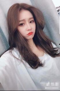 菠萝酱抖音网红吃瓜视频 菠萝酱抖音网红吃瓜视频